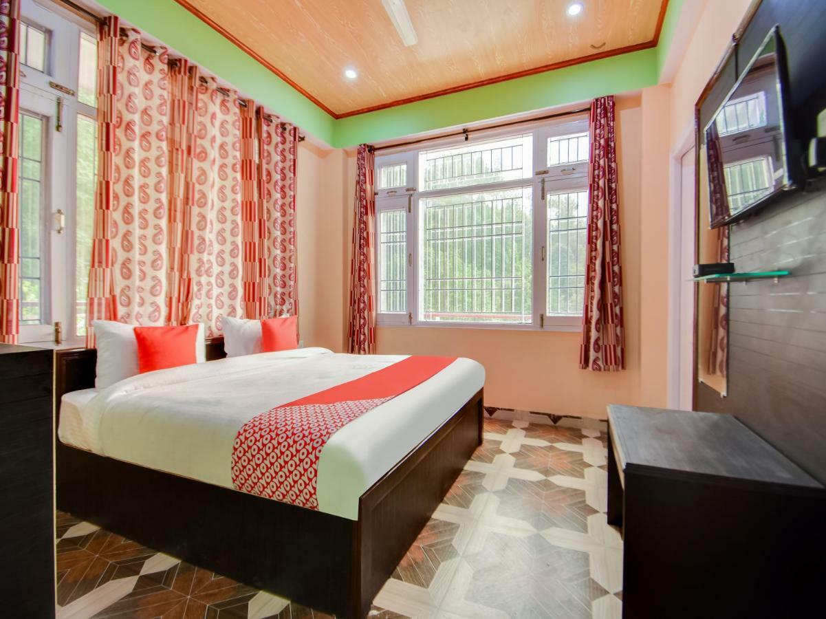 Oyo 45320 Hotel Mars 아가르탈라 외부 사진